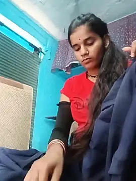 Snapshot of Raveena0990 chatting on July 6, 7:38 am Raveena0990 online show from July 6, 7:38 am