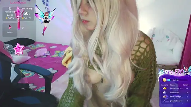 Snapshot of saki_nyanwn chatting on April 30, 12:00 pm saki nyanwn online show from April 30, 12:00 pm