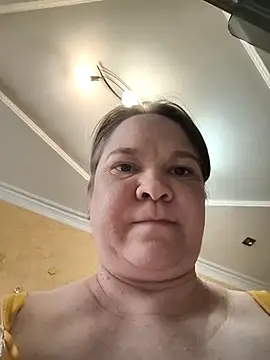 Snapshot of _Yourpussy_ chatting on March 30, 11:55 am Yourpussy online show from March 30, 11:55 am