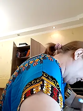 Snapshot of _Yourpussy_ chatting on March 31, 3:34 pm Yourpussy online show from March 31, 3:34 pm