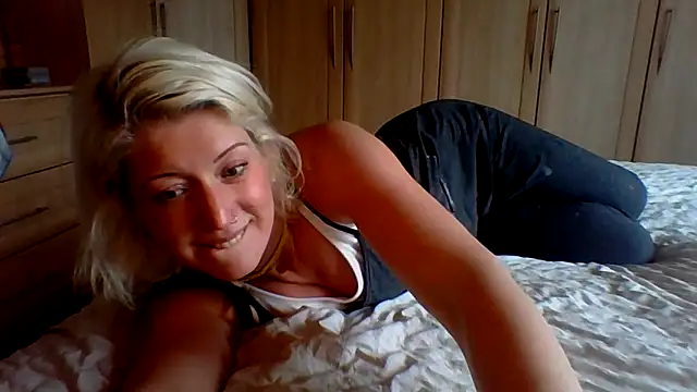 BlackbirdBay online show from March 23, 10:52 am