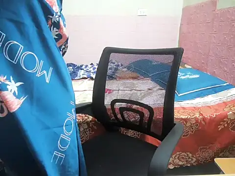 Snapshot of lusa_baby chatting on May 28, 2:47 pm lusa baby online show from May 28, 2:47 pm