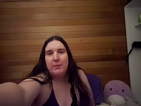 Snapshot of SoftIone chatting on March 23, 10:30 am SoftIone online show from March 23, 10:30 am