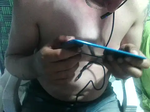 Snapshot of AlxAmr89 chatting on April 29, 4:49 am AlxAmr89 online show from April 29, 4:49 am
