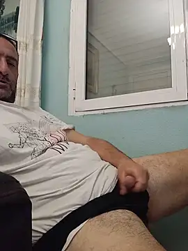 Snapshot of DanTrov79 chatting on May 22, 8:36 pm DanTrov79 online show from May 22, 8:36 pm