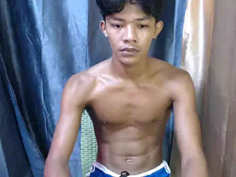 Snapshot of pinoy_lowey18 chatting on April 23, 1:02 pm pinoy lowey18 online show from April 23, 1:02 pm