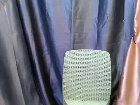 Snapshot of pinoy_lowey18 chatting on April 25, 4:26 pm pinoy lowey18 online show from April 25, 4:26 pm