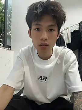 zzzzppp3 online show from May 25, 11:38 am