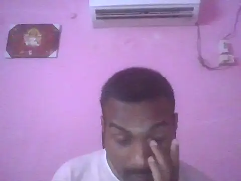 Snapshot of sai9910 chatting on May 15, 2:02 pm sai9910 online show from May 15, 2:02 pm