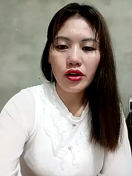 Snapshot of meg_06 chatting on May 9, 1:00 am meg 06 online show from May 9, 1:00 am