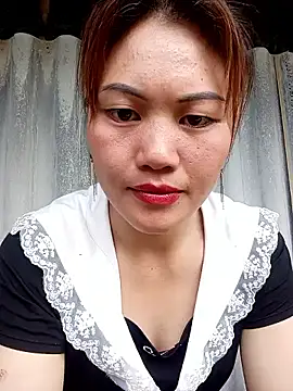 Snapshot of meg_06 chatting on May 17, 6:33 am meg 06 online show from May 17, 6:33 am