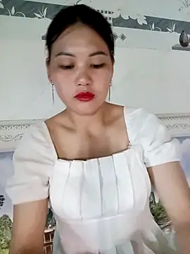 Snapshot of meg_06 chatting on May 22, 5:36 am meg 06 online show from May 22, 5:36 am