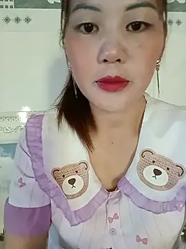 Snapshot of meg_06 chatting on May 27, 2:19 am meg 06 online show from May 27, 2:19 am