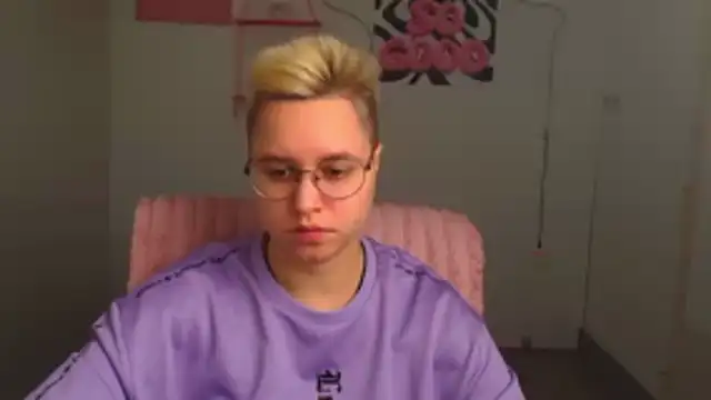 Bella lla online show from March 24, 6:18 am