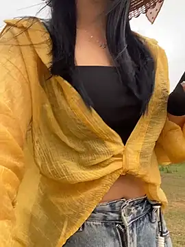 Snapshot of kim-min-jii chatting on March 26, 1:33 am kim-min-jii online show from March 26, 1:33 am