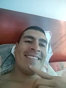 EdwiinR online show from March 30, 3:13 pm