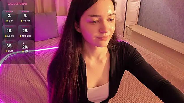 Snapshot of Savannah_hx chatting on April 3, 3:32 pm Savannah hx online show from April 3, 3:32 pm