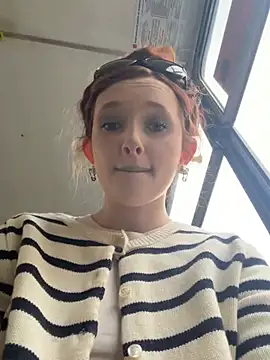 Snapshot of Flora_Ray chatting on May 12, 1:08 pm Flora Ray online show from May 12, 1:08 pm