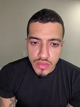 matheusmesso online show from April 23, 1:51 am