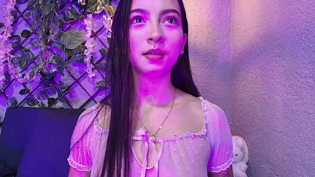 Daphne Rosse online show from July 11, 12:08 pm