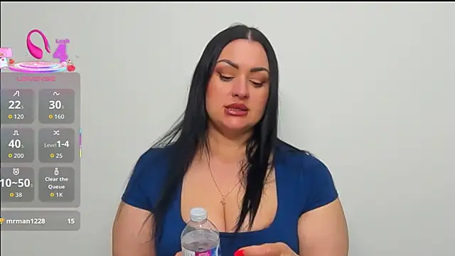 Snapshot of Simona_love777 chatting on March 27, 11:15 pm Simona love777 online show from March 27, 11:15 pm