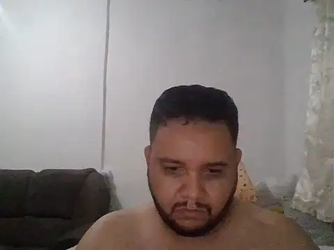 Snapshot of T_Santana chatting on March 24, 3:33 am T Santana online show from March 24, 3:33 am