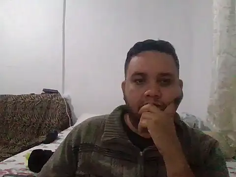 Snapshot of T_Santana chatting on June 16, 4:37 am T Santana online show from June 16, 4:37 am