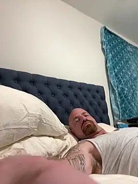 whitelioncody online show from June 1, 3:41 am