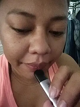 hansendiane10 online show from March 31, 12:45 am