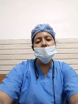 Snapshot of Aditi_sarkar chatting on April 17, 8:28 am Aditi sarkar online show from April 17, 8:28 am