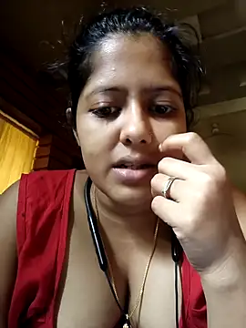 Snapshot of Aditi_sarkar chatting on May 4, 5:36 am Aditi sarkar online show from May 4, 5:36 am