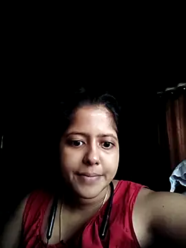 Snapshot of Aditi_sarkar chatting on May 12, 11:18 am Aditi sarkar online show from May 12, 11:18 am