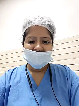 Snapshot of Aditi_sarkar chatting on May 14, 7:59 am Aditi sarkar online show from May 14, 7:59 am