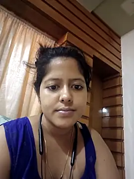 Snapshot of Aditi_sarkar chatting on May 25, 11:05 am Aditi sarkar online show from May 25, 11:05 am