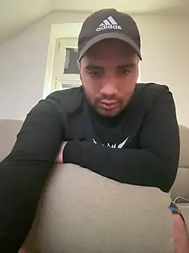 Snapshot of JackySexyy chatting on April 24, 4:42 pm JackySexyy online show from April 24, 4:42 pm