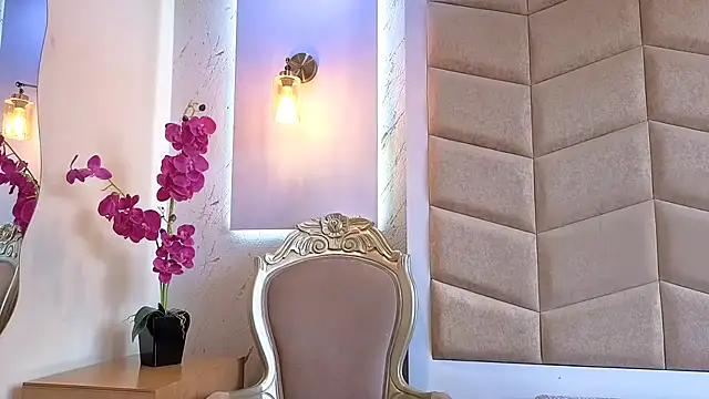 Snapshot of ValerieWoodsl chatting on July 10, 7:38 pm ValerieWoodsl online show from July 10, 7:38 pm