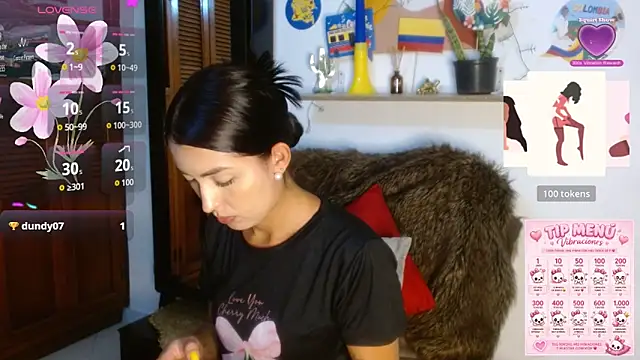 Snapshot of ivanna_dl chatting on July 1, 1:07 am ivanna dl online show from July 1, 1:07 am