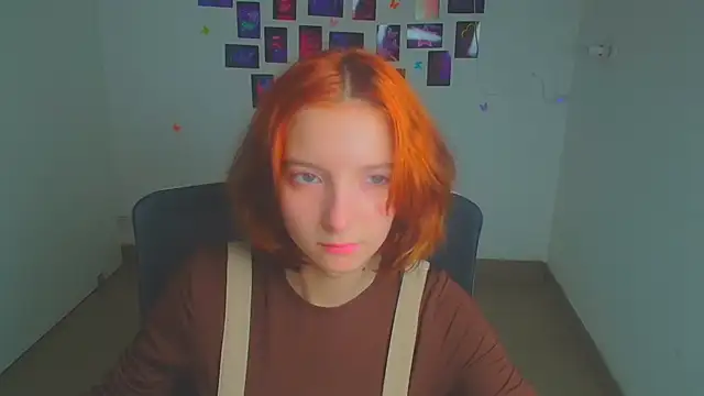Snapshot of Butterfly_Milly chatting on April 8, 11:43 am Butterfly Milly online show from April 8, 11:43 am