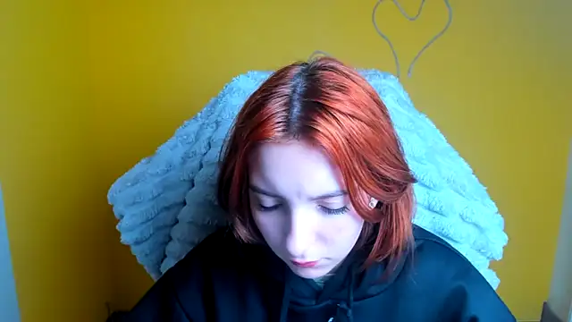 Snapshot of Butterfly_Milly chatting on April 19, 6:02 am Butterfly Milly online show from April 19, 6:02 am