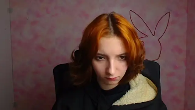 Snapshot of Butterfly_Milly chatting on April 21, 11:16 am Butterfly Milly online show from April 21, 11:16 am
