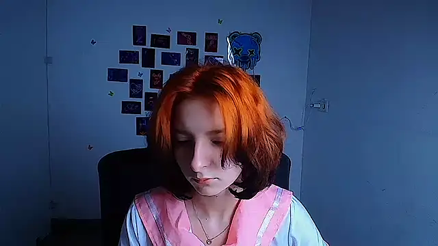 Snapshot of Butterfly_Milly chatting on May 3, 12:00 pm Butterfly Milly online show from May 3, 12:00 pm