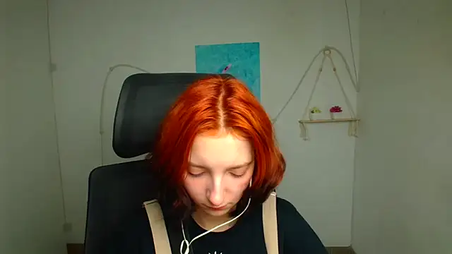 Snapshot of Butterfly_Milly chatting on May 5, 11:40 am Butterfly Milly online show from May 5, 11:40 am