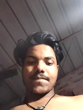 Snapshot of luck00y chatting on July 8, 2:32 pm luck00y online show from July 8, 2:32 pm