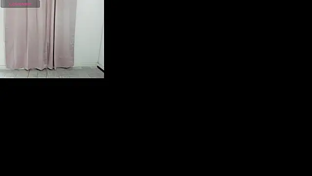 Snapshot of RebecaMartini chatting on May 12, 9:23 pm RebecaMartini online show from May 12, 9:23 pm