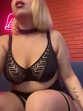 angelic coy online show from April 22, 12:39 pm