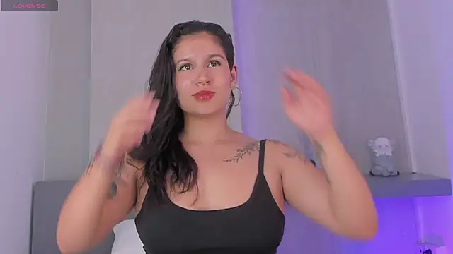 aurarosse  online show from March 25, 12:22 pm