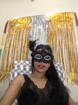 Snapshot of khushi_ji00 chatting on June 13, 3:43 pm khushi ji00 online show from June 13, 3:43 pm