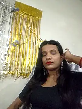 Snapshot of khushi_ji00 chatting on July 3, 4:35 pm khushi ji00 online show from July 3, 4:35 pm