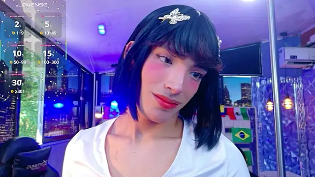 Snapshot of IsaacNovaa chatting on June 19, 8:12 pm IsaacNovaa online show from June 19, 8:12 pm
