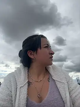 Snapshot of kimberly_peter chatting on July 18, 8:45 pm kimberly peter online show from July 18, 8:45 pm